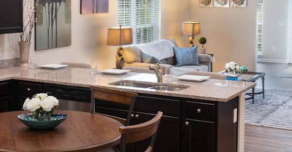 Grove City Ohio Apartment Rentals Redwood Living Redwood Grove City Flash Gallery Interior