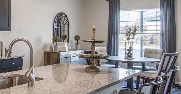 Southgate Michigan Apartment Rentals Redwood Living Redwood Southgate Flash Gallery Kitchen