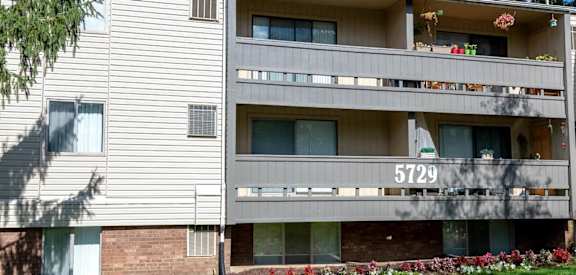Apartment complex in Haslett, MI