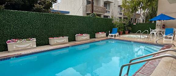 Apartment Building in Los Angeles Westwood Swimming Pool