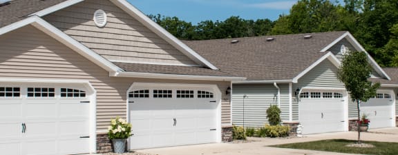 Redwood Louisville Bardstown Bluff Road Photos