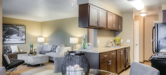 Kitchen And Dining at Parkside Apartments, Gresham