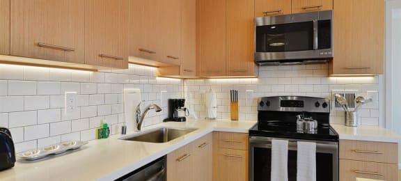 Efficient Appliances In Kitchen at Nob Hill Tower, San Francisco, California