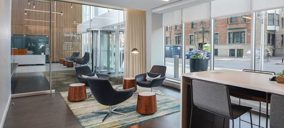 community lounge area | The Montrose Apartments in Chicago, IL