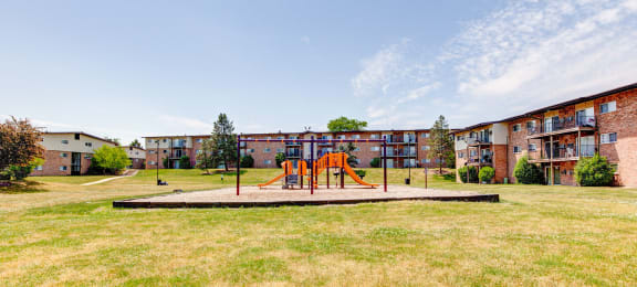 playground and apartment buildings at Willow Hill Apartments, Illinois