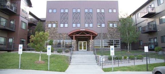 Exterior River Ridge Building Entrance and Handicap Parking