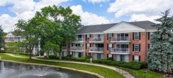 Gorgeous Views at Versailles on the Lakes Oakbrook*, Oakbrook Terrace, IL