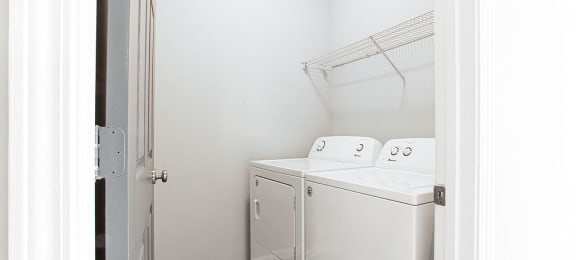 Renovated 1 Bedroom Washer/Dryer, at Preserve at Mill Creek, Buford, GA 30519