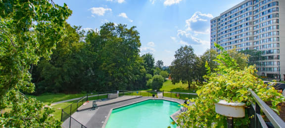 Photos and Video of Silver Maple Court in Brampton ON
