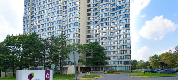 Photos and Video of Silver Maple Court in Brampton ON