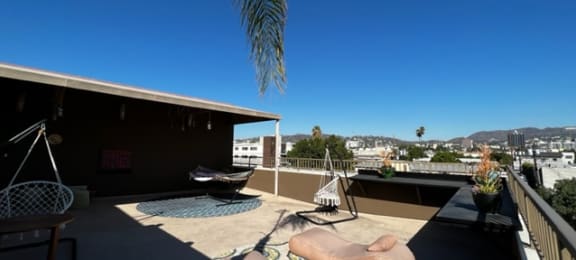 Roof in aparmtents for rent in Hollywood