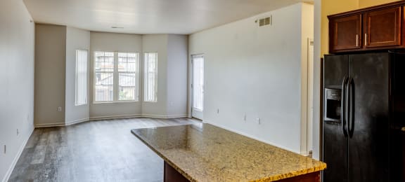 Spacious Kitchen in East Lansing Apartments near Michigan State University | The Hamptons