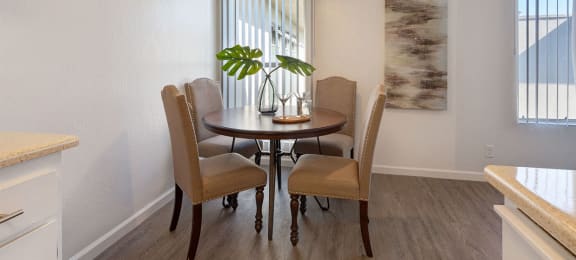 Fully Equipped Dining Area at Three Crown Apartments, California, 94501
