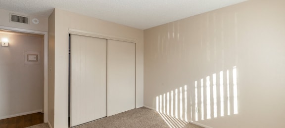 2x1 East Bedroom at Raintree Apartments, Topeka, KS, 66614