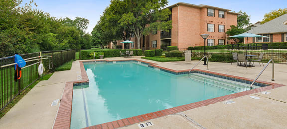 Swimming pool at Valley Ridge Apartments in Lewisville TX