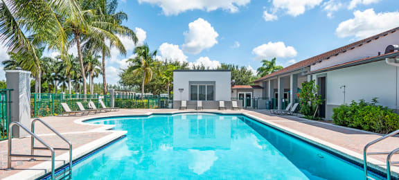 Outdoor Swimming Pool at Cedar Grove Apartments in Miami Gardens FL