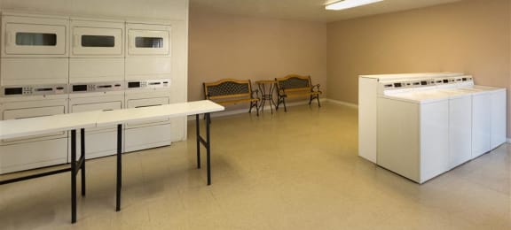 Photos and Video of Chase Crossing Apartments in Dallas, TX