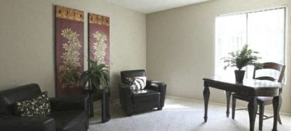 Room for office Tracy Park apartments for rent in Tracy CA