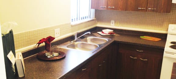 Spacious Kitchen in East Lansing Apartments near Michigan State University | The Lodges