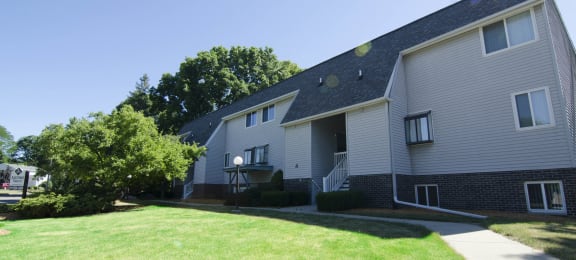 East Lansing Apartments near Michigan State University | Eastpoint Townlets
