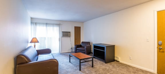 Spacious Living room in East Lansing Apartments near Michigan State University |Haslett Arms