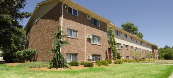 East Lansing Apartments Near Michigan State University | Valley Forge Apartments