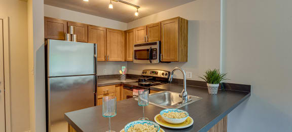Spacious Kitchen and Living room in East Lansing Apartments near Michigan State University | West Village