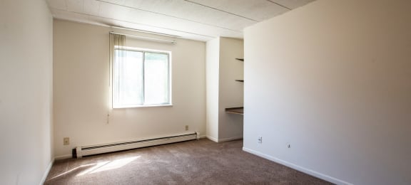Spacious bedrooms in East Lansing Apartments near Michigan State University | Woodmere