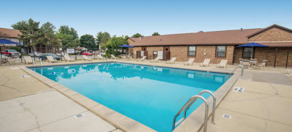 Westbrook Apartments Kokomo Indiana Swimming Pool