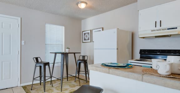 Kitchen With Dining at South Park Apartments, San Antonio