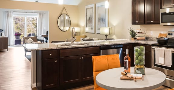 Copley Ohio  Apartment Rentals Redwood Copley Flash Gallery Kitchen to living