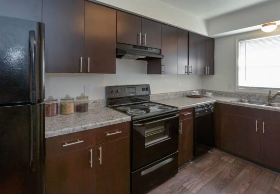 updated kitchens at Wilmington NC apartments