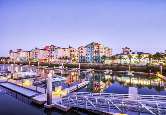 Expansive indoor and outdoor amenity space at Blu Harbor by Windsor, Redwood City, CA