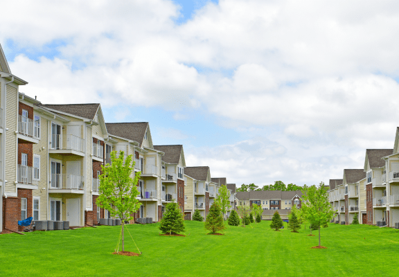 Lush Green Courtyards at River Hills Apartments, Fond du Lac, Wisconsin 54937