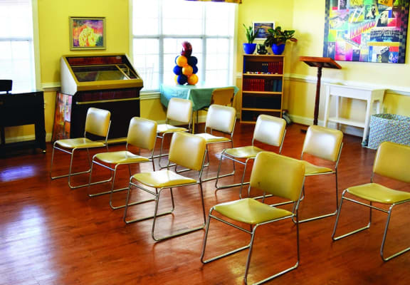 Community Amenities - Activity Room at Spring Arbor of Greenville