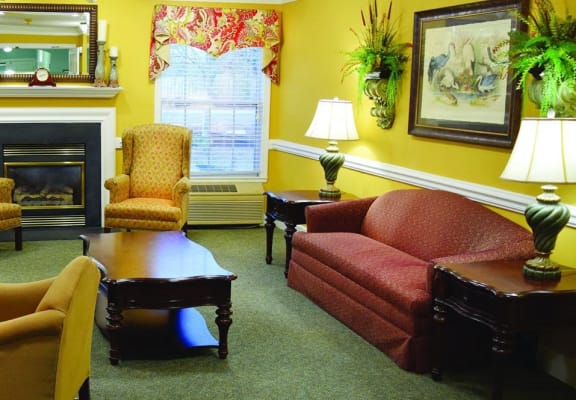 Beautiful Living Room at Spring Arbor of Wilmington in Wilmington, NC
