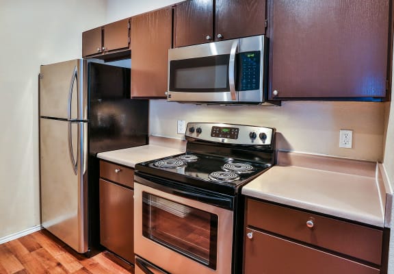Newer kitchen appliances at valley ranch apartments near me