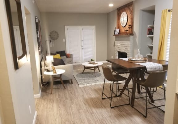Oakwood Creek Apartments living and dining area with decor
