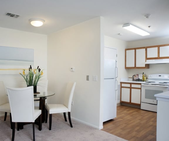 Eat In Kitchen at Idlewild Creek  Apartments, New York