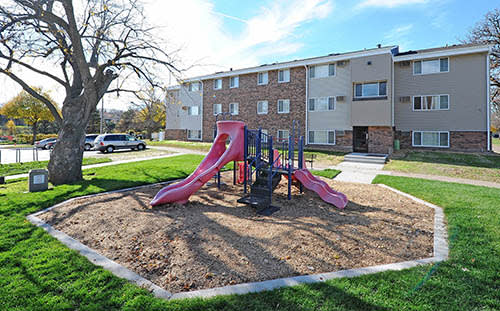Lonnie Adkins Court property image