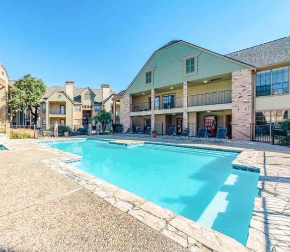 Bandera Crossing property image