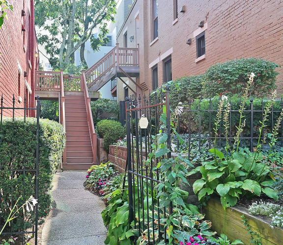 Mt. Adams Living property image