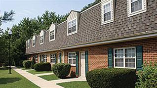 Somerset Woods Townhomes property image