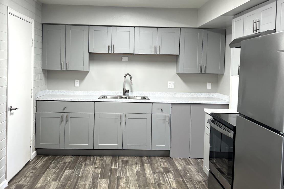Apartment kitchen at Palm Square.