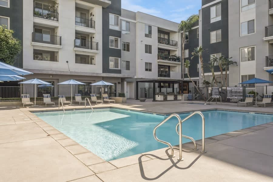 Carillon Apartment Homes — Woodland Hills, CA