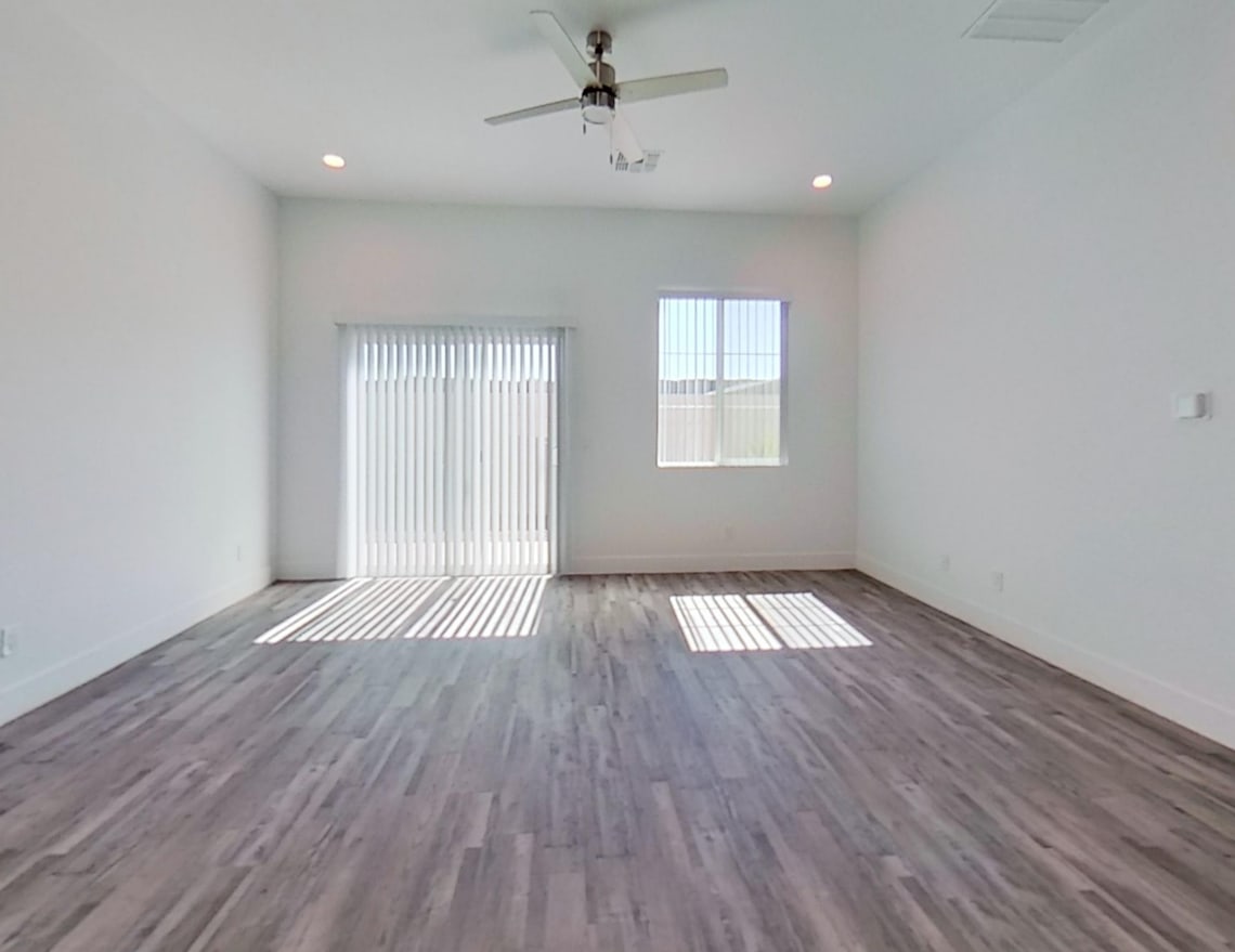 Unfurnished room at Allero 59.