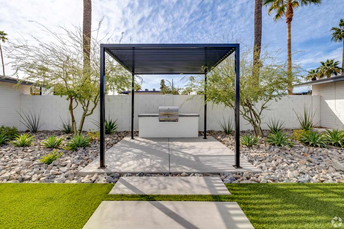 Outdoor grills at Palm Square.