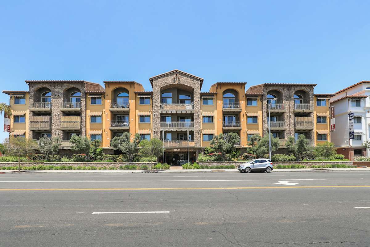 The Verandas building exterior - Canoga Park, CA