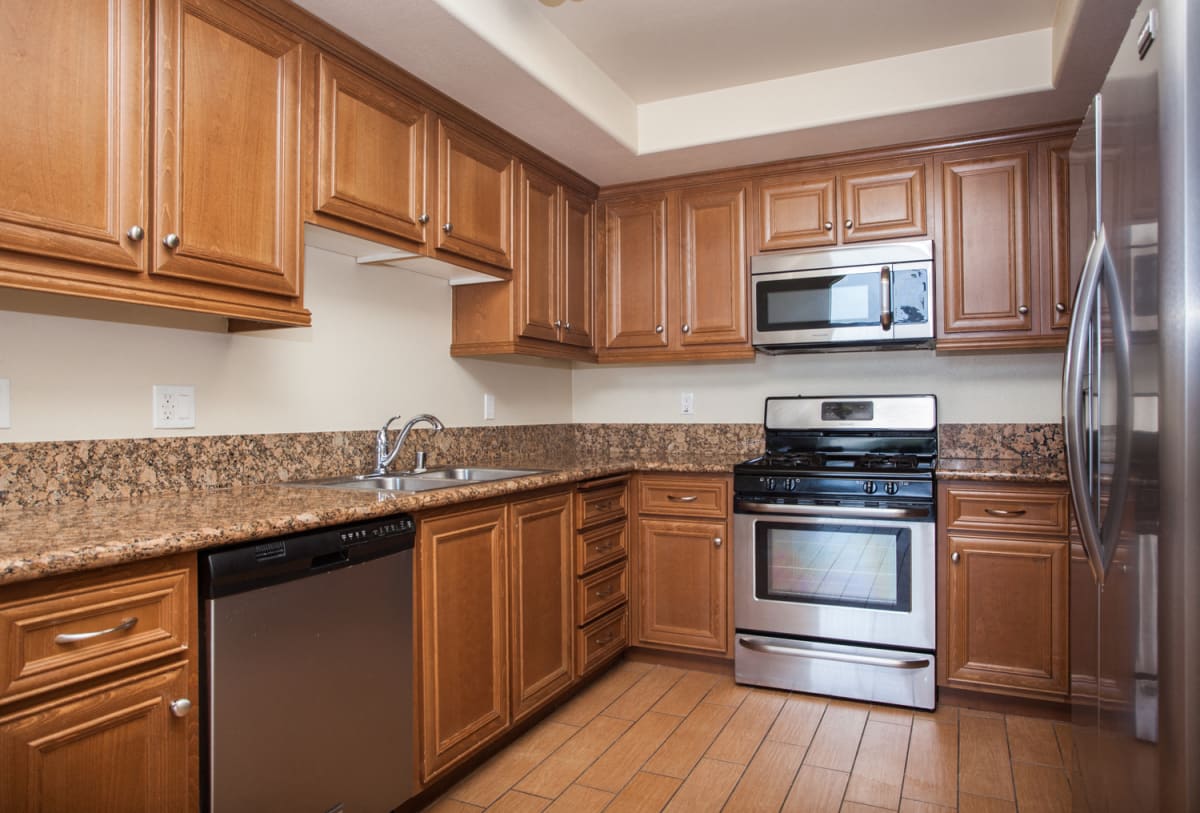 The Verandas apartment community photo - Canoga Park, CA