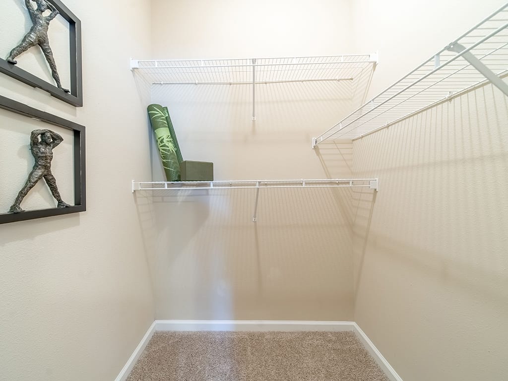 Rose Heights Apartments apartment interior photo - Raleigh, NC